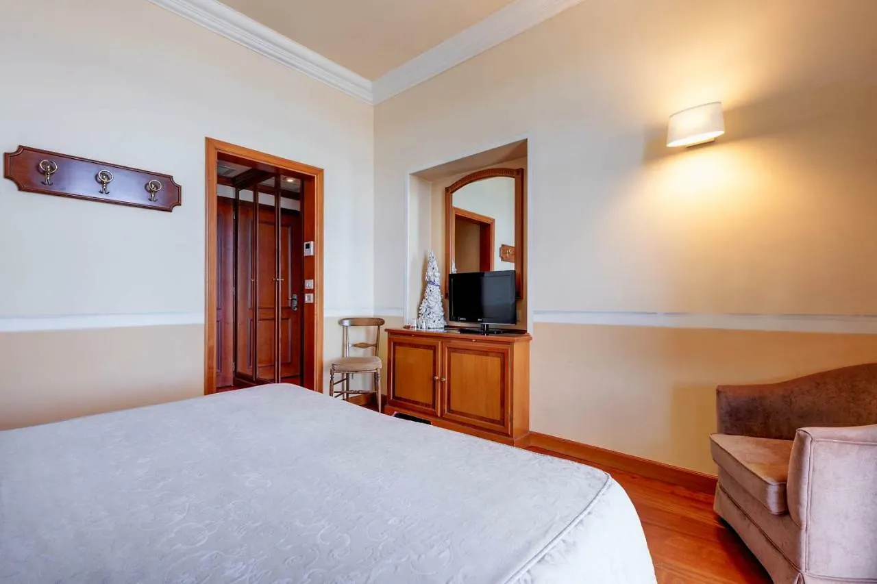 Hotel Continental Santa Margherita Ligure 4*,